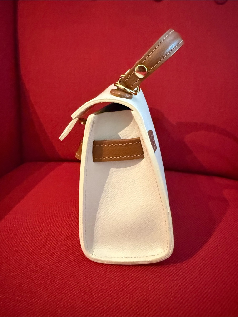 Italian Saffiano Leather Top Handle Bag | Cream & Crossbody - Picture 3 of 8